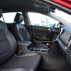 Kia Sportage 1.6 CRDI  4x2 BLACK EDITION + ATTELAGE / 1&Egrave;RE MAIN/ GARANTIE 12 MOIS Connerr&eacute;