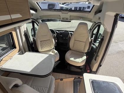 Fourgon Campereve Autres Campereve  - PEUGEOT BOXER 2.2L HDI - 140 BVA - 82 900 €