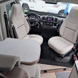 Fourgon Campereve PEUGEOT BOXER 2.2L BLUE HDI 140 BVA Co&euml;tmieux