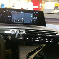 Peugeot 3008 Electrique 210 ch 73 kWh GT occasion - Chatuzange-le-Goubet - photo 3/8