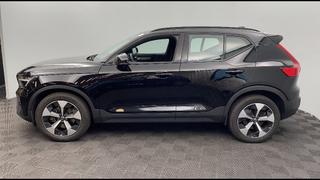 Volvo XC40  - photo 1