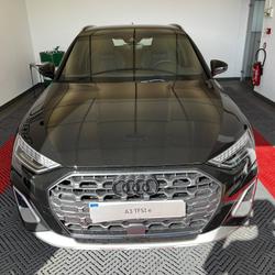 Audi A3 A3 Allstreet 40 TFSI e Hybride rechargeable 204 S tronic 6 Avus Vitr&eacute;