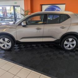 Volvo XC40 Momentum 2WD 1.5 130 BVA8 Tr&eacute;gueux