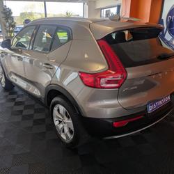 Volvo XC40 Momentum 2WD 1.5 130 BVA8 Tr&eacute;gueux