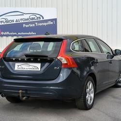 Volvo V60 2.0 D4 163 Momentum Geartronic 5 portes Break (avril 2013) (co2 129) Douchy-les-Mines