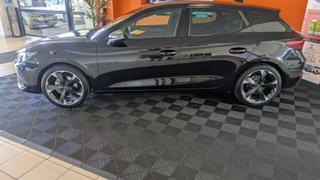 Cupra Leon  - photo 1