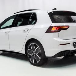 Volkswagen Golf 8 2.0 TDI 150 DSG R-LINE avec TOIT PANO et CAMERA 360 Pabu