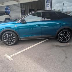 Peugeot 3008 HYBRID 145 e-DCS6 GT Exclusive Garantie 4 ans Tr&eacute;gueux
