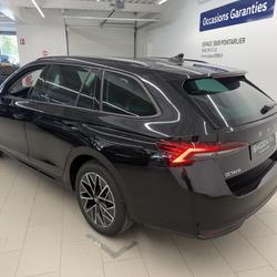 Skoda Octavia Combi Octavia Combi 1.5 TSI Hybrid 116 ch ACT DSG7 Selection Pontarlier