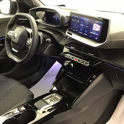 Peugeot 2008 HYBRID 145CH GT E-DCS6 CAM360/TOIT PANO Arzal