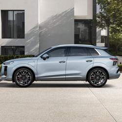 Audi Q3 e-hybrid 272 ch S tronic 6 S line occasion - Pontarlier - photo 2/11
