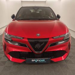 Alfa Romeo Junior 1.2 Ibrida 145ch Ti e-DCT6 Aubi&egrave;re