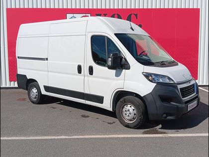 Peugeot Boxer - 330 L2H2 2.2 BlueHDi S&S 140ch Premium - 18 990 €