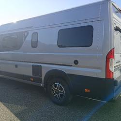 Fourgon Font Vendome FIAT 2.3 L 140 CV Moirans