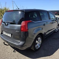Peugeot 5008 1.6 HDi112 FAP Active 7pl Quelaines-Saint-Gault