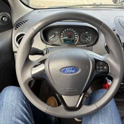 Ford Ka + 1.2 70 ch S&S Essential occasion - Laval - photo 3/3
