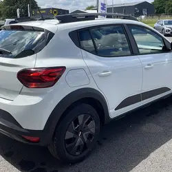 Dacia Sandero 1.0 TCE 90CH STEPWAY EXPRESSION CVT -24 Saint-L&eacute;ger-de-Lini&egrave;res