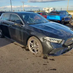 Mercedes Classe A 200 163CH AMG LINE 7G-DCT M&eacute;es