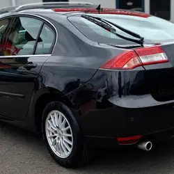 Renault Laguna 3 2.0 dCi 130 eco&sup2; Black Edition *GPS* Rennes