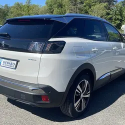 Peugeot 3008 HYBRID 225CH ALLURE PACK E-EAT8 M&eacute;rignac