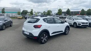 Dacia Sandero  - photo 1