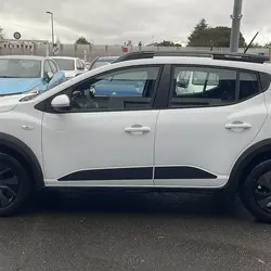 Dacia Sandero 1.0 TCE 90CH STEPWAY EXPRESSION CVT -24 Saint-L&eacute;ger-de-Lini&egrave;res