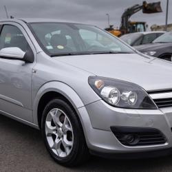 Opel Astra 1.9 CDTI 120 Cosmo Rennes