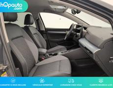 Volkswagen Golf 8 Laval