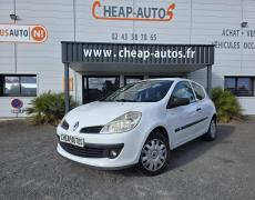 Renault Clio 3 Quelaines-Saint-Gault