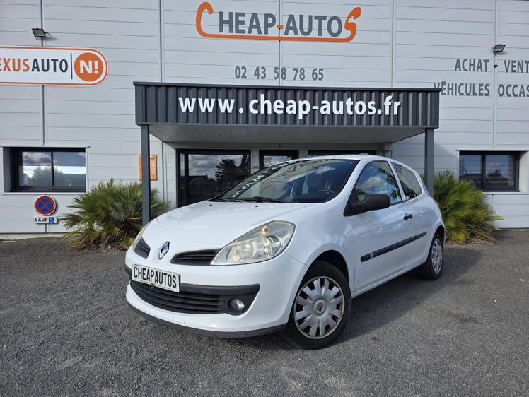 Renault Clio 3  - Expression - 3 990 €