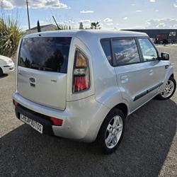 Kia Soul 1.6 CRDi Plug occasion - Quelaines-Saint-Gault - photo 3/5