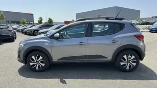 Dacia Sandero  - photo 2