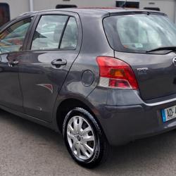 Toyota Yaris 1.3 VVTi 100 ch Confort Rennes