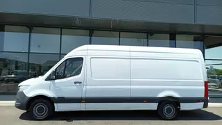 Mercedes Sprinter  - photo 1