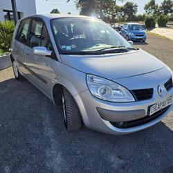 Renault Scenic 2 II 1.5 dCi 105ch Exception eco&sup2; occasion - Quelaines-Saint-Gault - photo 2/5