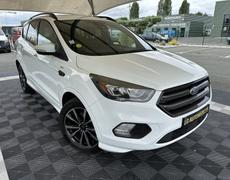 Ford Kuga Mazé-Milon