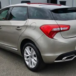 DS DS5 2.0 HDi 160 So Chic *TOIT PANO*GPS* Rennes