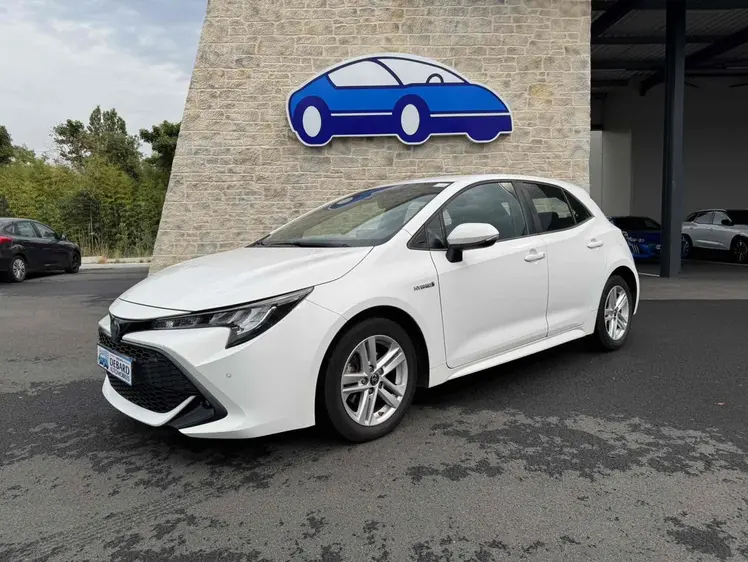 Toyota Corolla  - Business - 20 690 €