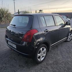 Suzuki Swift II 1.3 DDiS GLX 5p occasion - Quelaines-Saint-Gault - photo 3/5