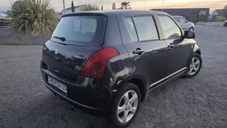 Suzuki Swift  - photo 2