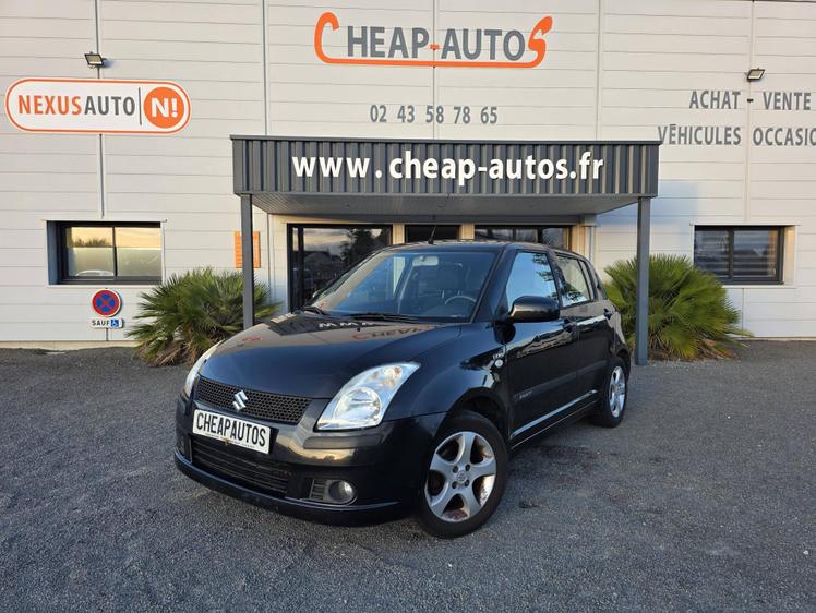 Suzuki Swift  - 3 990 €
