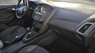 Ford Focus  - Titanium - photo 4