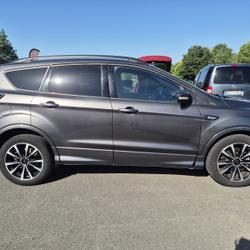 Ford Kuga 2.0 TDCI 150CH STOP&START ST-LINE 4X2 Pouzauges