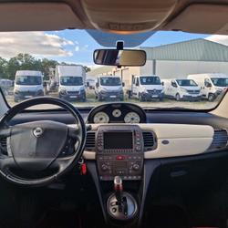 Lancia Ypsilon 1.4 16v B-Colore DFSystem occasion - R&eacute;den&eacute; - photo 3/16