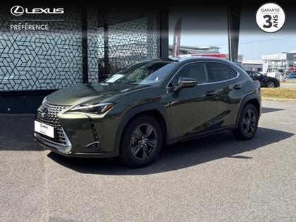 Lexus UX - 300h Luxe 2WD MC25 - 34 990 €