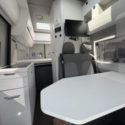 Fourgon Volkswagen VOLKSWAGEN CRAFTER 2.0L TDI - 177 BVA Dury