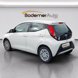 Toyota Aygo 1.0 VVT-i x-play x-app occasion - Ploumagoar - photo 3/15