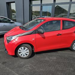 Toyota Aygo II 1.0 VVT-i 69ch x 5p Ploudaniel