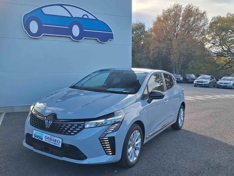 Renault Clio  - 20 690 €