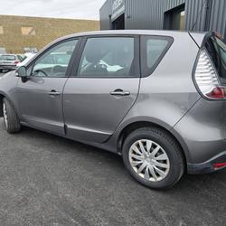 Renault Scenic 3 III (J95) 1.5 dCi 110ch energy Life eco&sup2; Ploudaniel